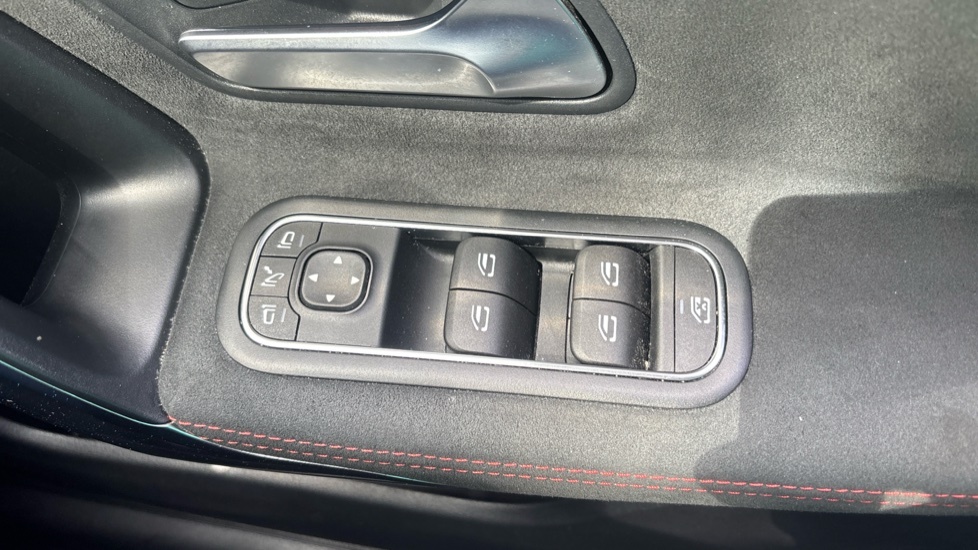 Mercedes-Benz CLA Class Cla250 85Kwh Sport Edition Saloon Black #21