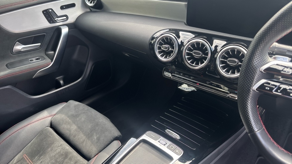 Mercedes-Benz CLA Class Cla250 85Kwh Sport Edition Saloon Black #14