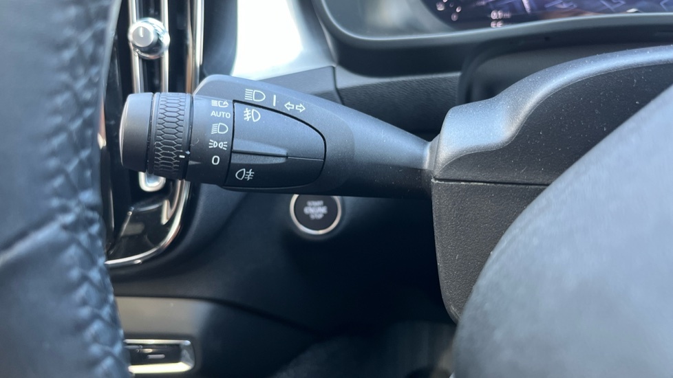 Volvo XC40 Ultra, B3 Mild Hybrid, Bright 21 Alloys Silver #30