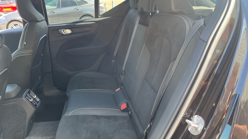 Volvo XC40 Ultra, B3 Mild Hybrid, Bright 21 Alloys Silver #16