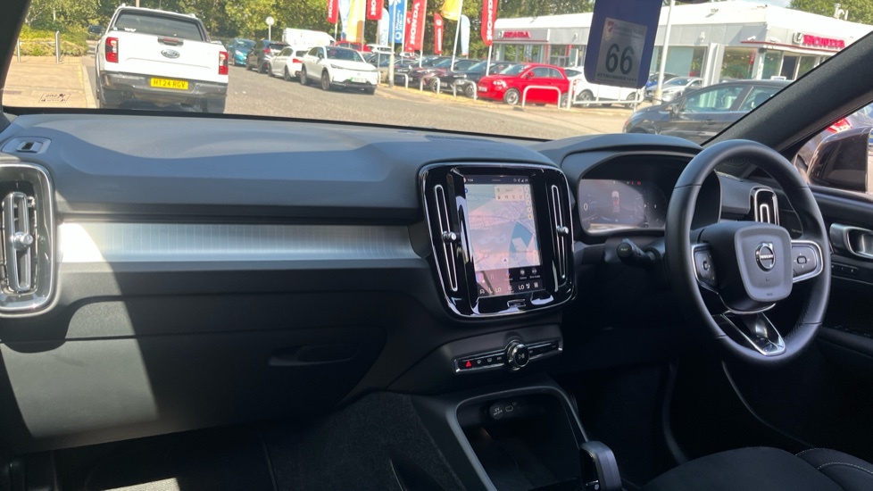 Volvo XC40 Ultra, B3 Mild Hybrid, Bright 21 Alloys Silver #11