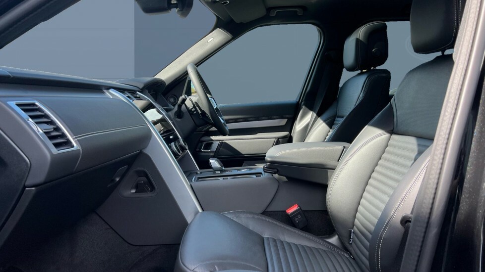 Land Rover Discovery Gemini Black #3