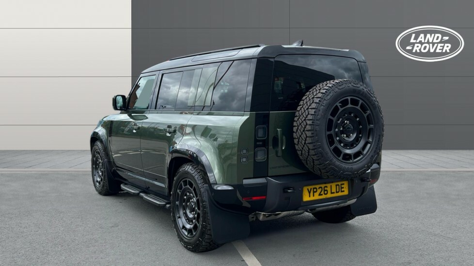 Land Rover Defender X-dynamic Hse Green #2