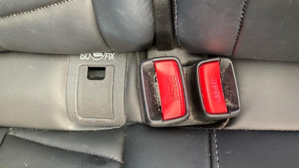 Nissan Qashqai 1.3 Dig-t N-connecta Glass Roof Pack Black #17