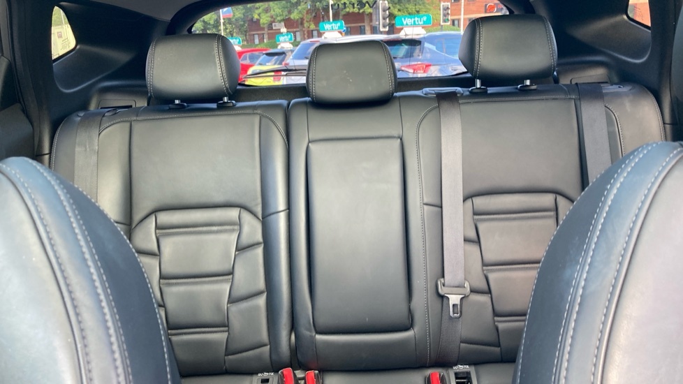 Nissan Qashqai 1.3 Dig-t N-connecta Glass Roof Pack Black #15