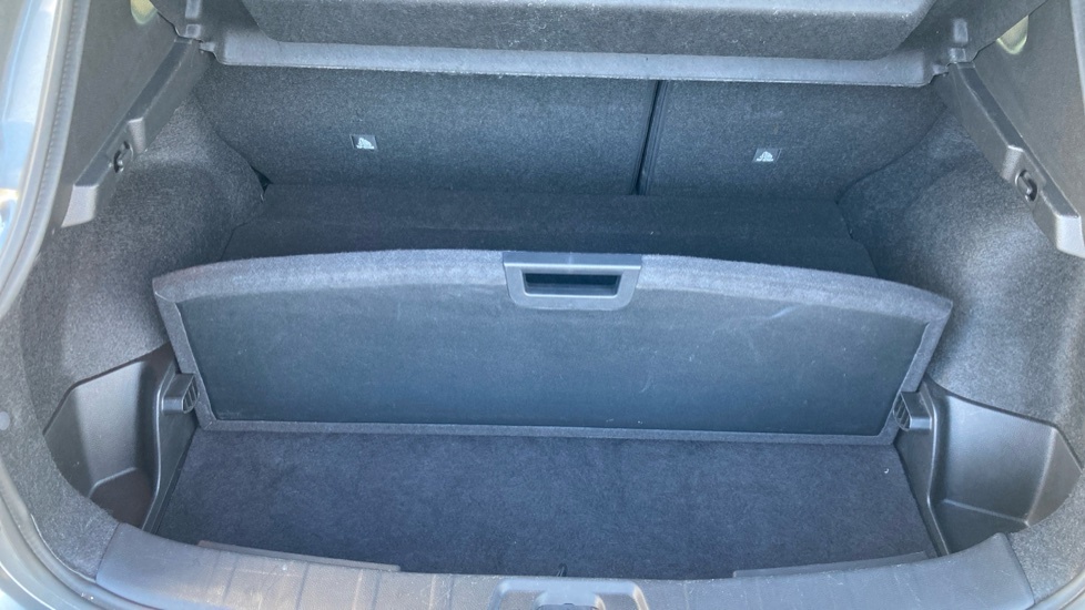 Nissan Qashqai 1.3 Dig-t N-connecta Glass Roof Pack Black #23