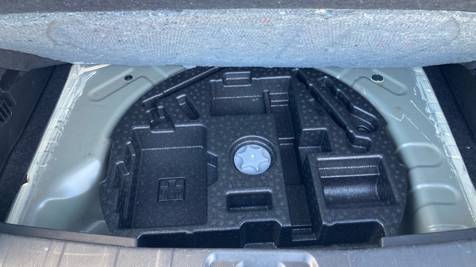 Nissan Qashqai 1.3 Dig-t N-connecta Glass Roof Pack Black #25