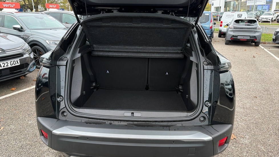Peugeot 2008 Allure Black #4
