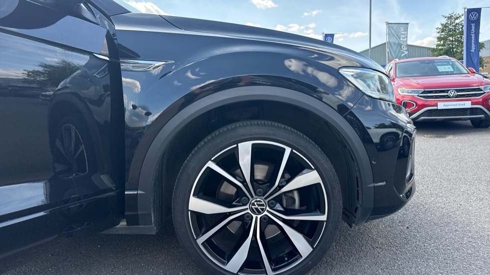 Volkswagen T-Roc R-line Black #5