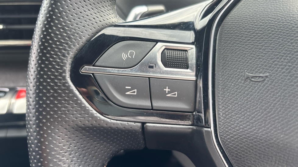 Peugeot 5008 1.5 Bluehdi Gt Eat8 Grey #33