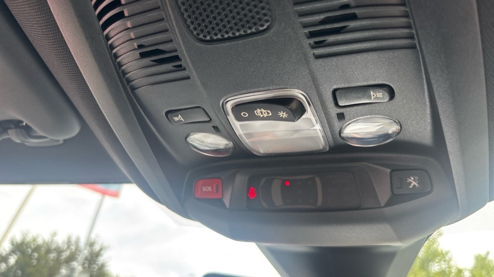 Peugeot 5008 1.5 Bluehdi Gt Eat8 Grey #31