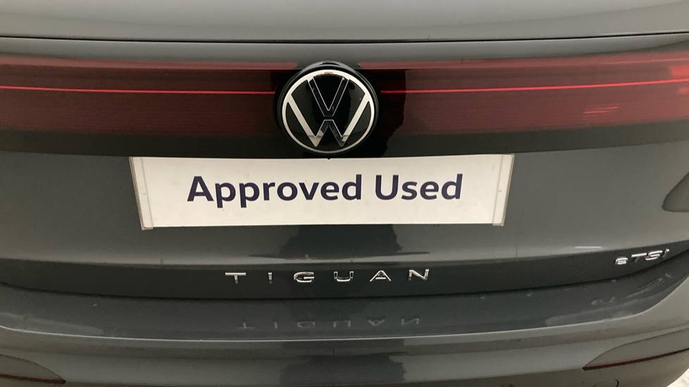 Volkswagen Tiguan 1.5 Tsi Ehybrid 19.7Kwh R-line Suv Plug Green #37