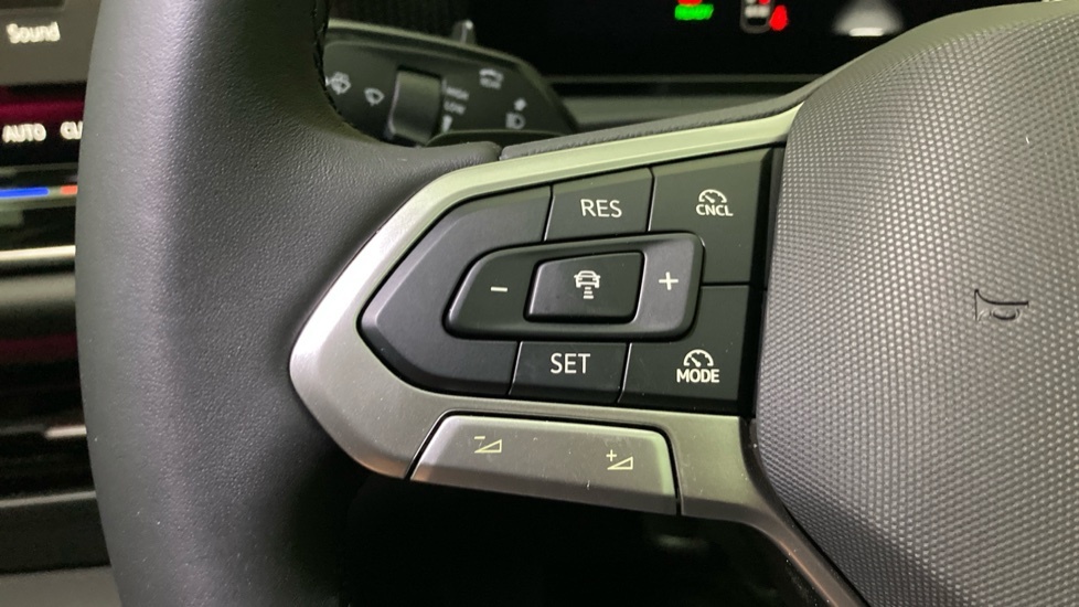Volkswagen Tiguan 1.5 Tsi Ehybrid 19.7Kwh R-line Suv Plug Green #17