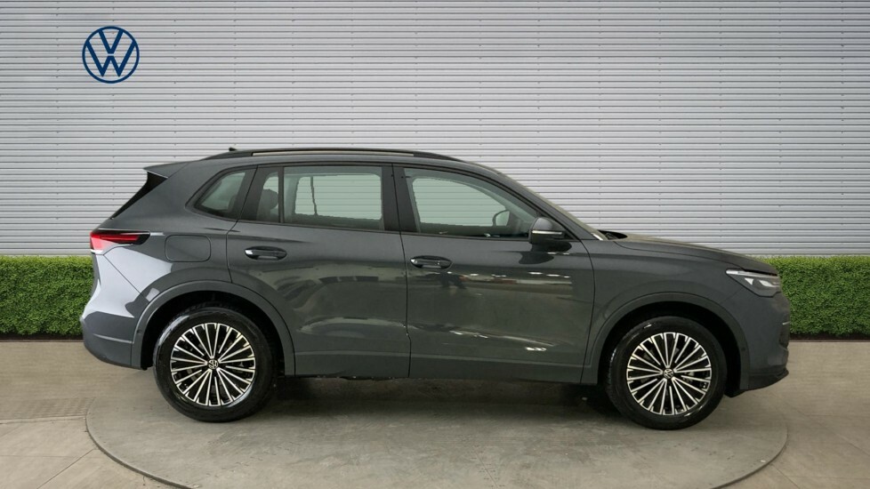 Volkswagen Tiguan Life Grey #4