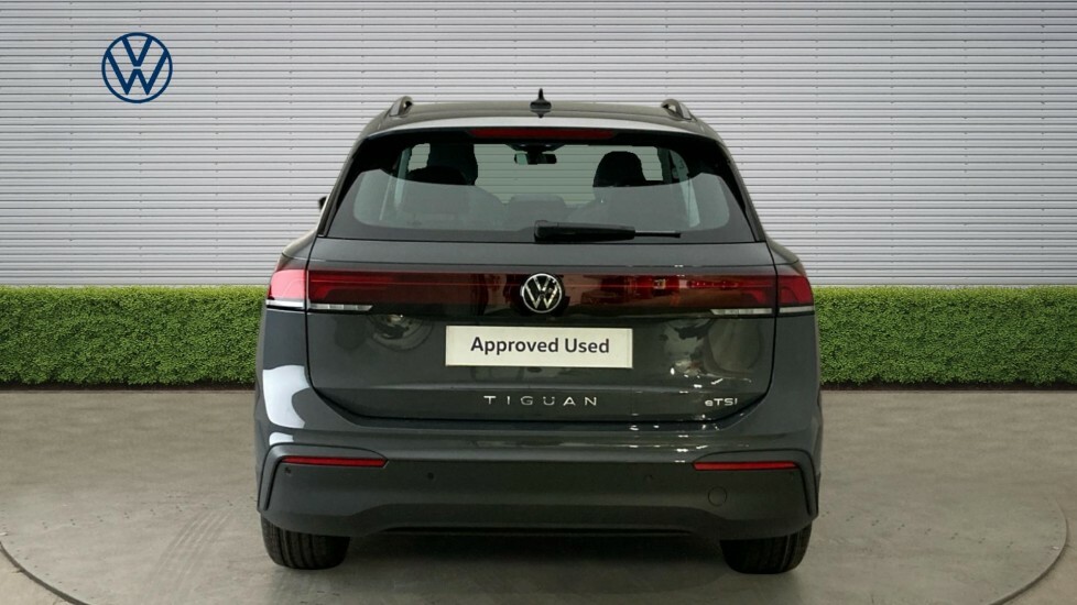 Volkswagen Tiguan 1.5 Tsi Ehybrid 19.7Kwh R-line Suv Plug Green #8