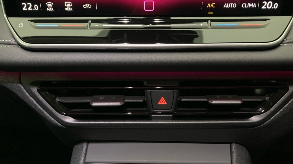 Volkswagen Tiguan 1.5 Tsi Ehybrid 19.7Kwh R-line Suv Plug Green #13