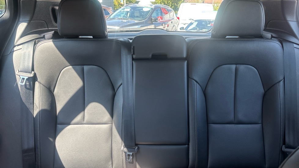 Volvo XC40 1.5 T3 163 Inscription Geartronic Estate Black #15