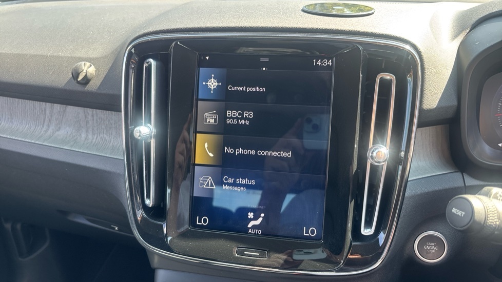Volvo XC40 1.5 T3 163 Inscription Geartronic Estate Black #12