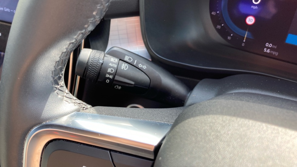 Volvo XC40 Volvo Estate 170Kw Recharge Plus 69Kwh Black #26