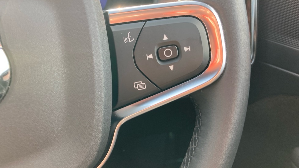 Volvo XC40 Volvo Estate 170Kw Recharge Plus 69Kwh Black #27