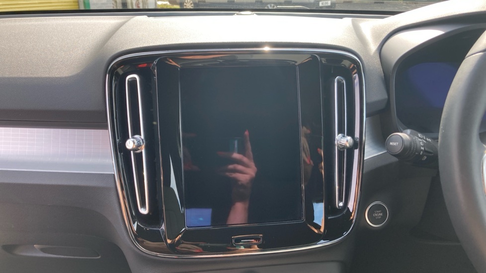 Volvo XC40 Volvo Estate 170Kw Recharge Plus 69Kwh Black #12