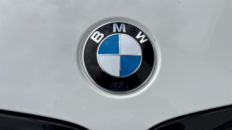 BMW 3 Series 2.0 330E 22.3Kwh M Sport Touring Euro 6 Ss Black #38