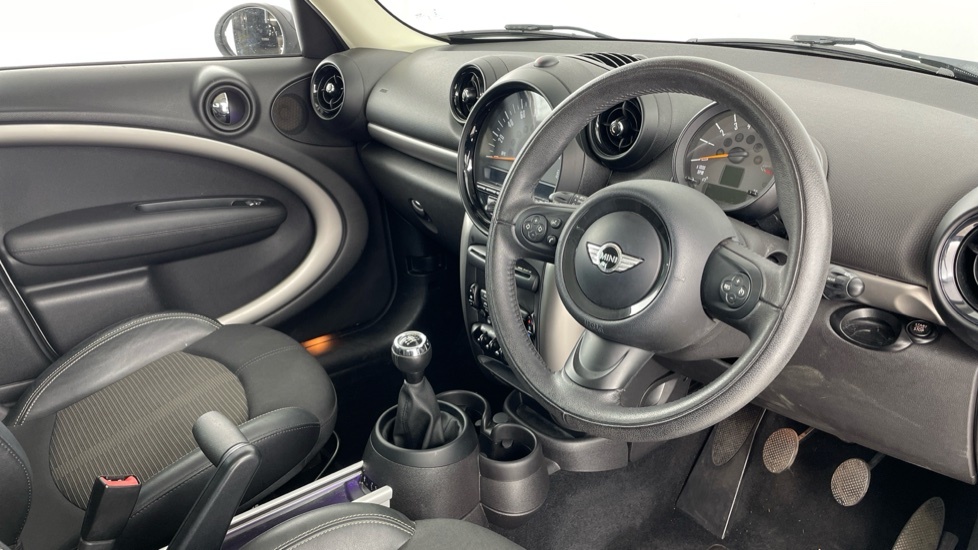 Mini Countryman Cooper White #6