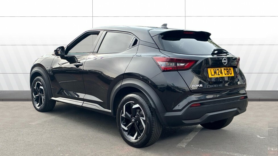 Nissan Juke N-connecta Black #2