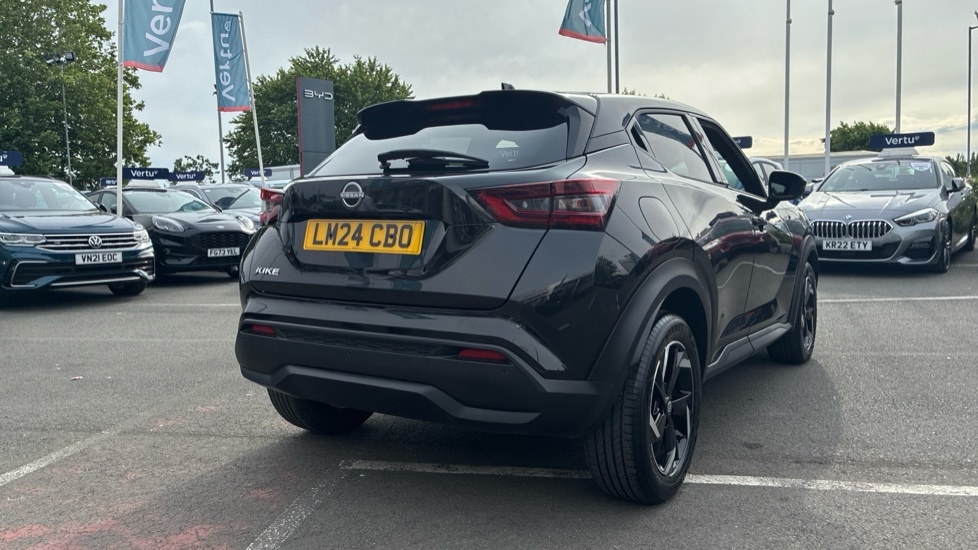 Nissan Juke 1.6 N-connecta Suv Hybrid Euro 6 Red #23