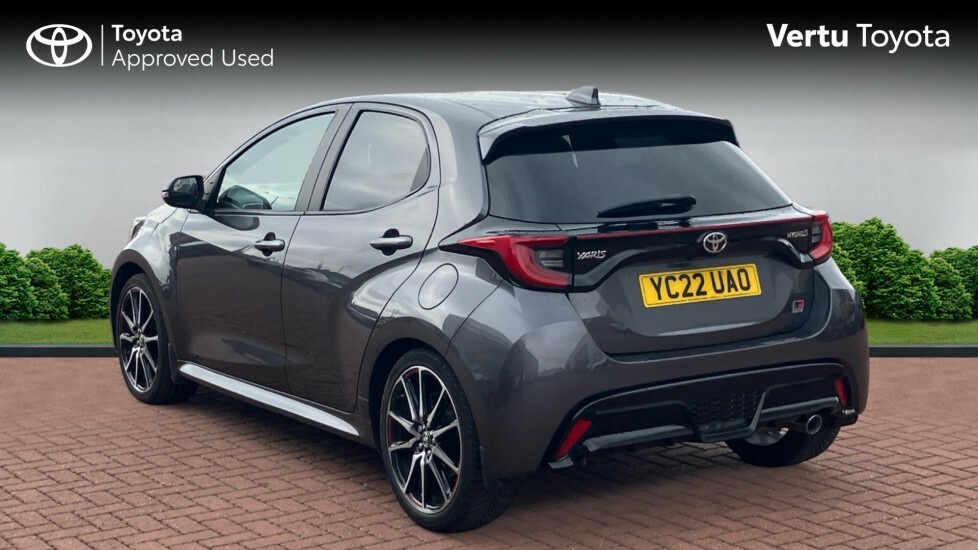 Toyota Yaris Gr Sport Grey #4