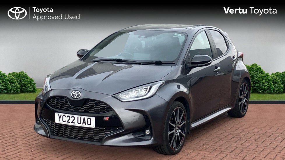 Toyota Yaris Gr Sport Grey #3