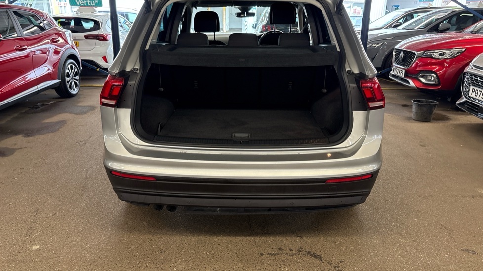 Volkswagen Tiguan Se Nav Silver #4