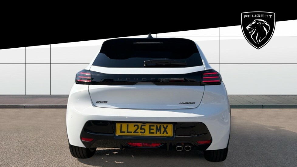 Peugeot 208 Gt White #6