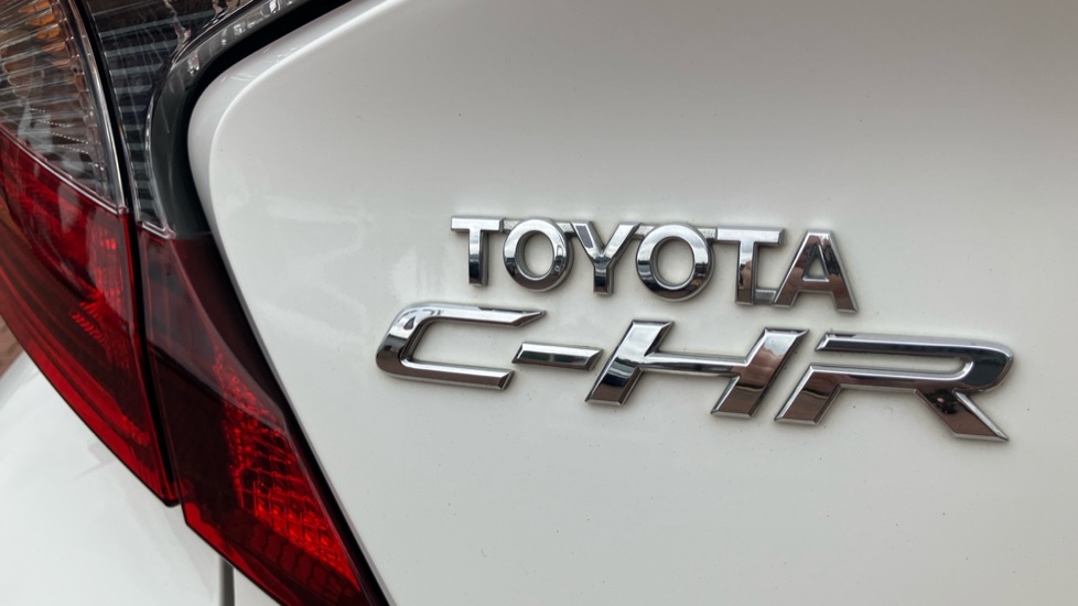 Toyota C-Hr 1.8 Vvt H Gr Sport Suv Hybrid Cvt Euro Black #48