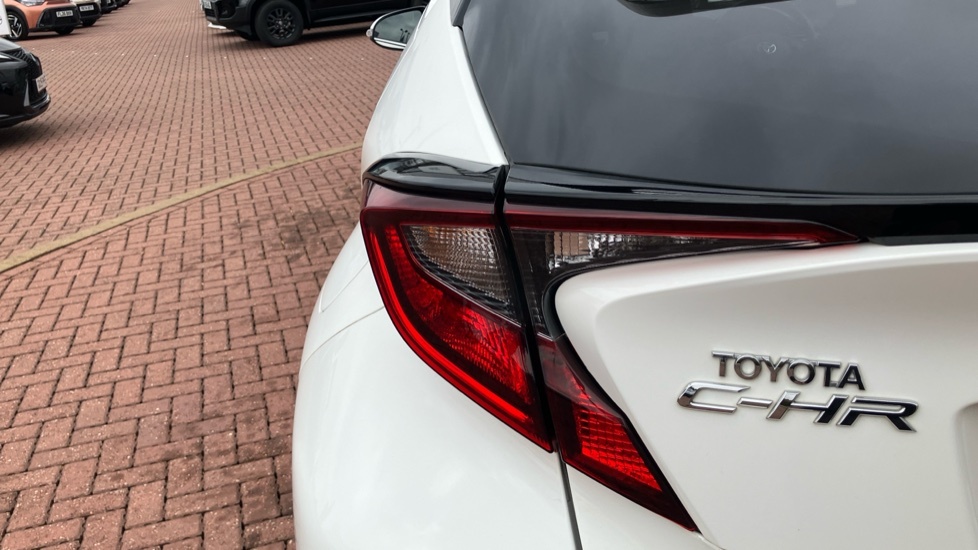 Toyota C-Hr 1.8 Vvt H Gr Sport Suv Hybrid Cvt Euro Black #34