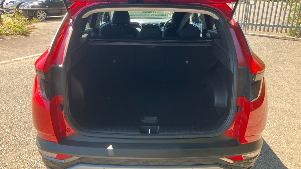 Hyundai Tucson Premium Red #4