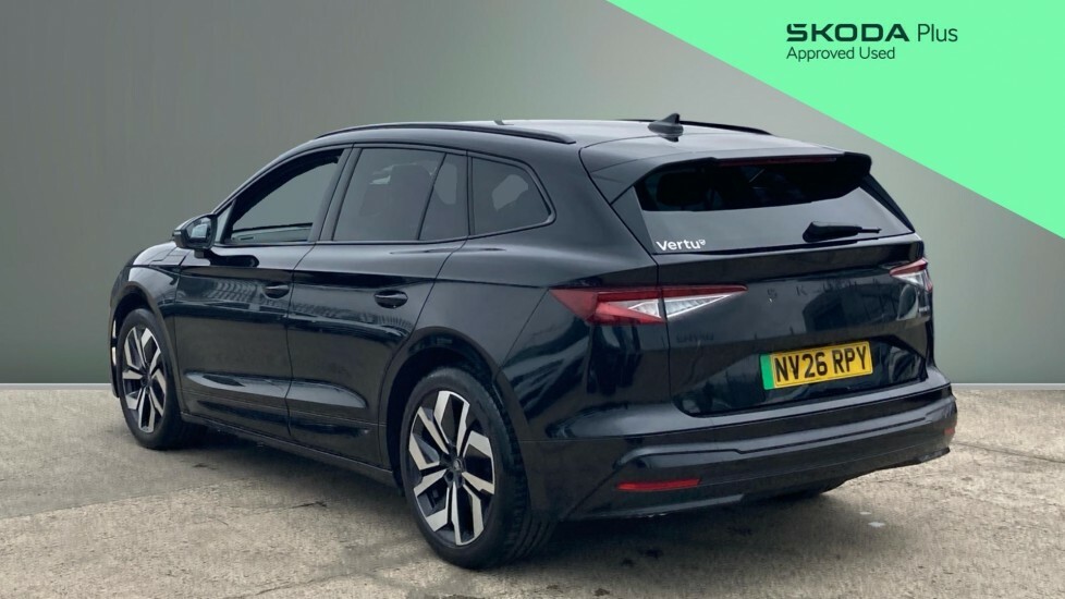 Skoda ENYAQ Sportline Black #3