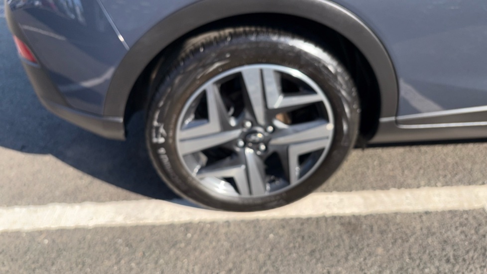Hyundai Bayon 1.0 T-gdi Mhev Se Connect Suv Hybrid Dc Blue #37