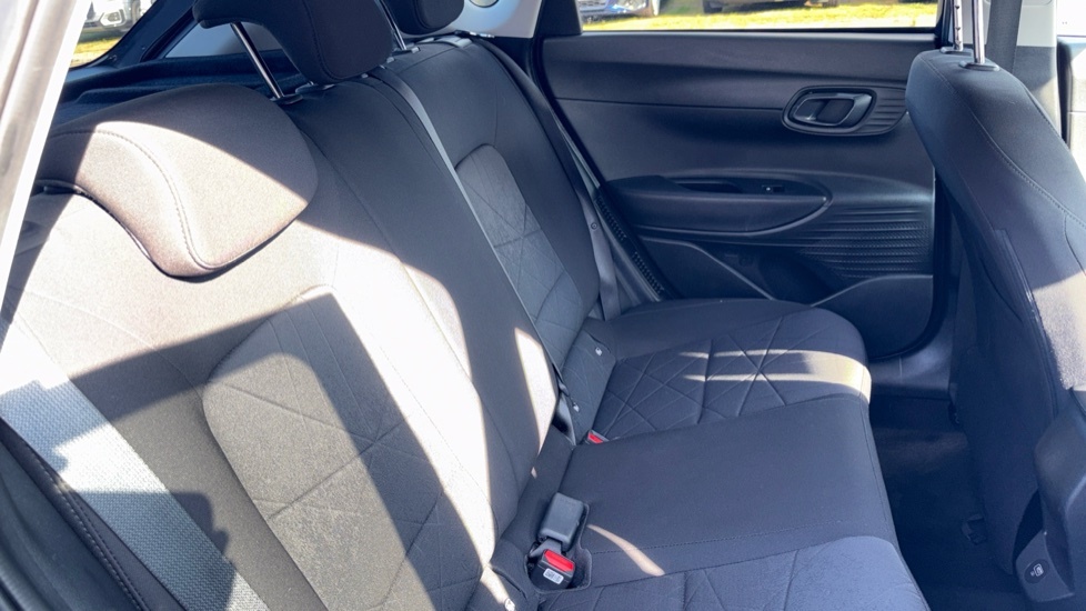 Hyundai Bayon 1.0 T-gdi Mhev Se Connect Suv Hybrid Dc Blue #16