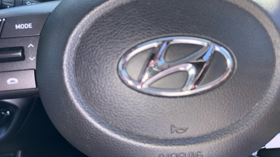 Hyundai Bayon 1.0 T-gdi Mhev Se Connect Suv Hybrid Dc Blue #25