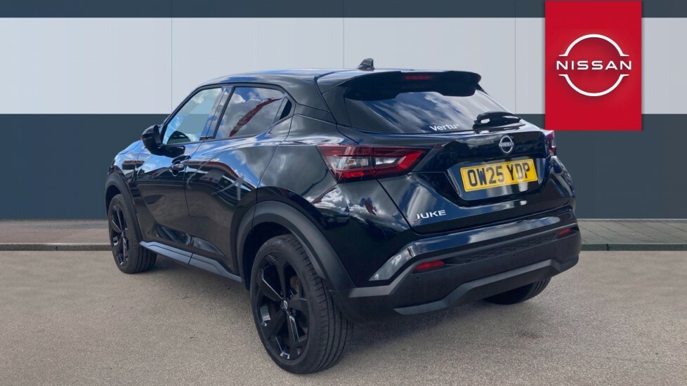 Nissan Juke 1.6 N-connecta Suv Hybrid Euro 6 Black #2