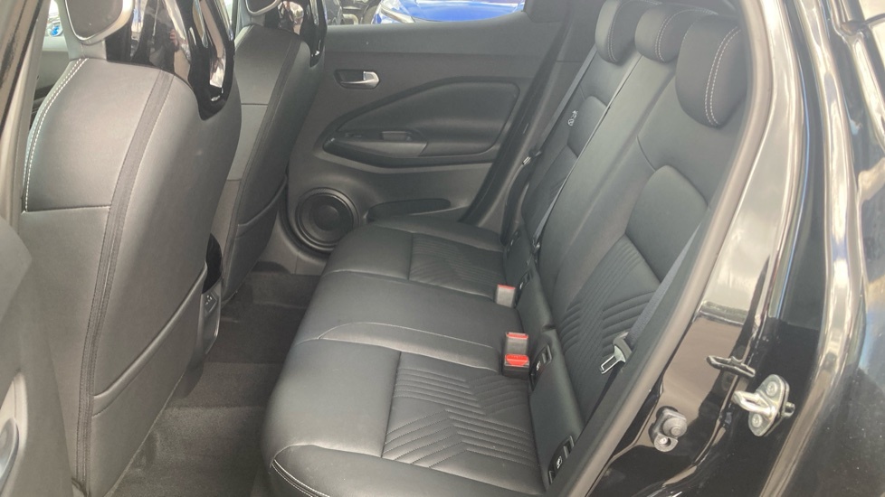 Nissan Juke 1.6 N-connecta Suv Hybrid Euro 6 Black #16