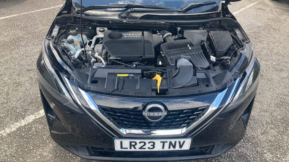Nissan Qashqai 1.3 Dig-t Mh N-connecta Glass Roof Black #8