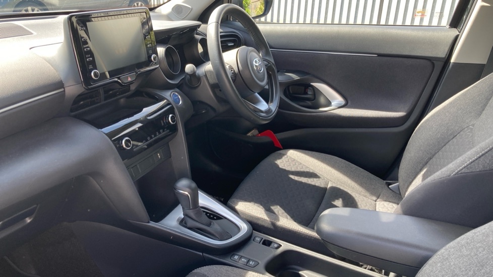 Toyota Yaris Cross 1.5 Vvt-h Gr Sport Suv Hybrid E-cvt Eur Silver #9