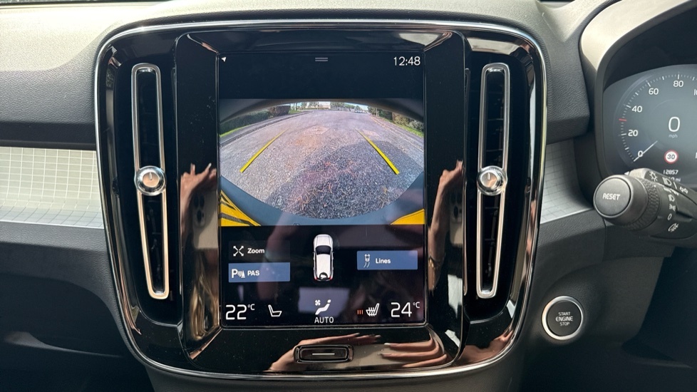 Volvo XC40 Volvo Estate 1.5 T3 163 R Design Geartronic Grey #29