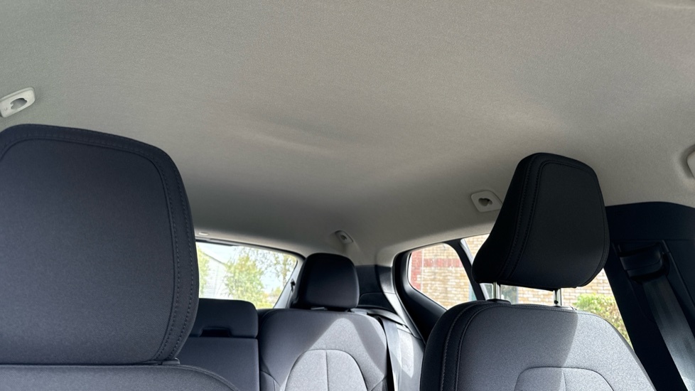 Volvo XC40 Volvo Estate 1.5 T3 163 R Design Geartronic Grey #32