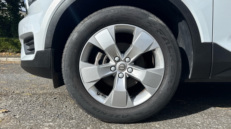 Volvo XC40 Volvo Estate 1.5 T3 163 R Design Geartronic Grey #16