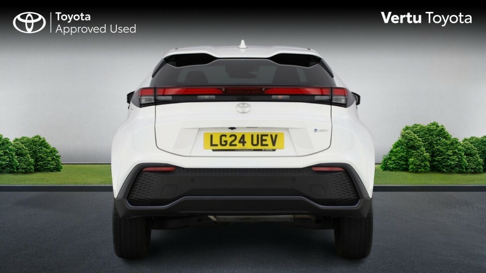 Toyota C-Hr 1.8 Vvt-h Design Cvt Euro 6 Ss White #26