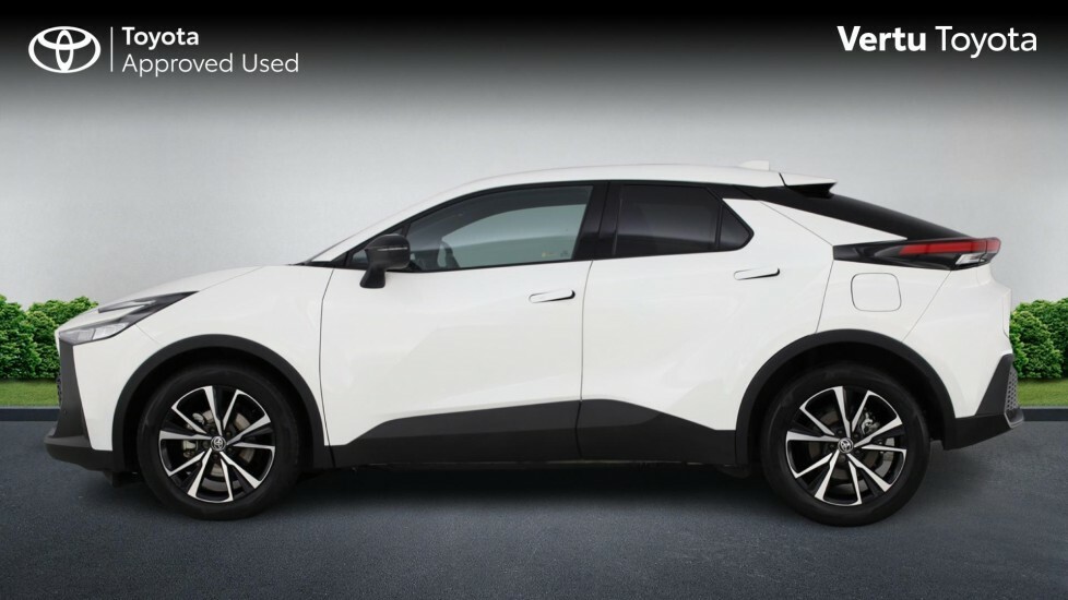 Toyota C-Hr 1.8 Vvt-h Design Cvt Euro 6 Ss White #24