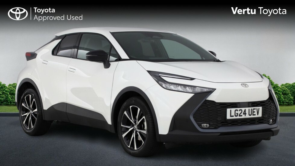 Toyota C-Hr Design White